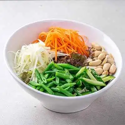 Thai Papaya Salad with Vegetables & Lemon Basil Dressing